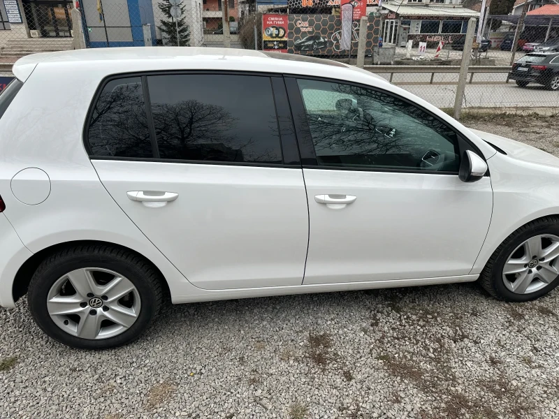 VW Golf, снимка 13 - Автомобили и джипове - 49144627