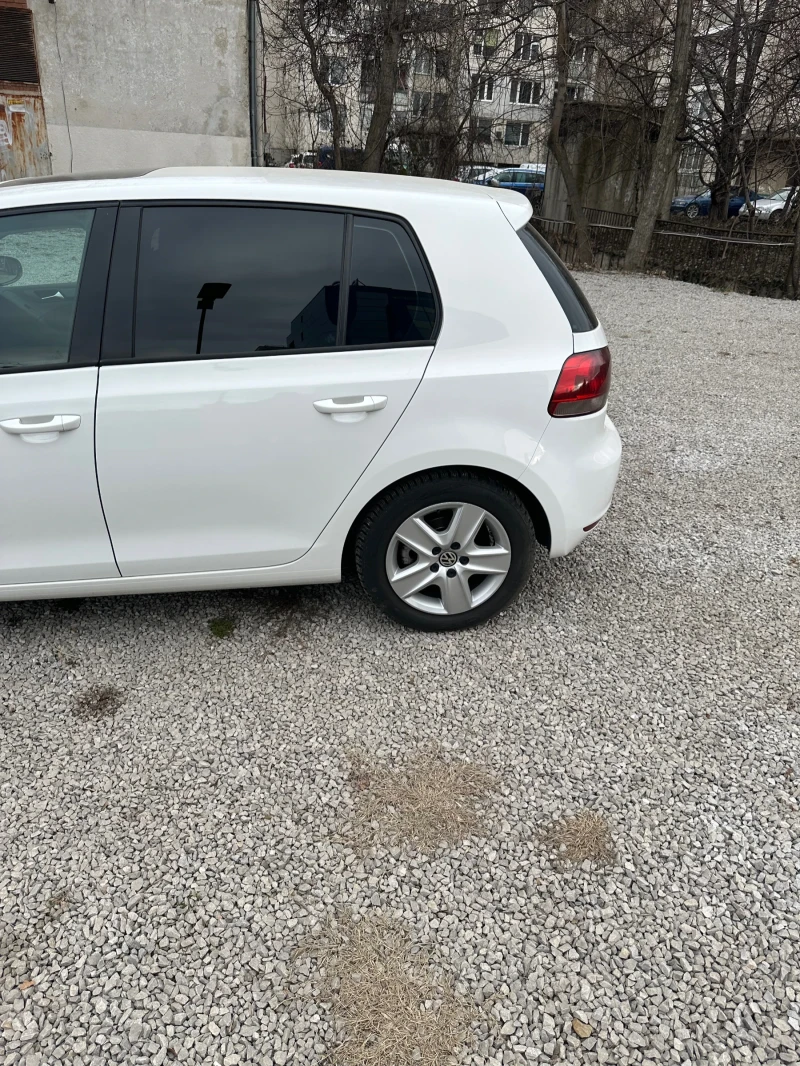 VW Golf, снимка 7 - Автомобили и джипове - 49144627