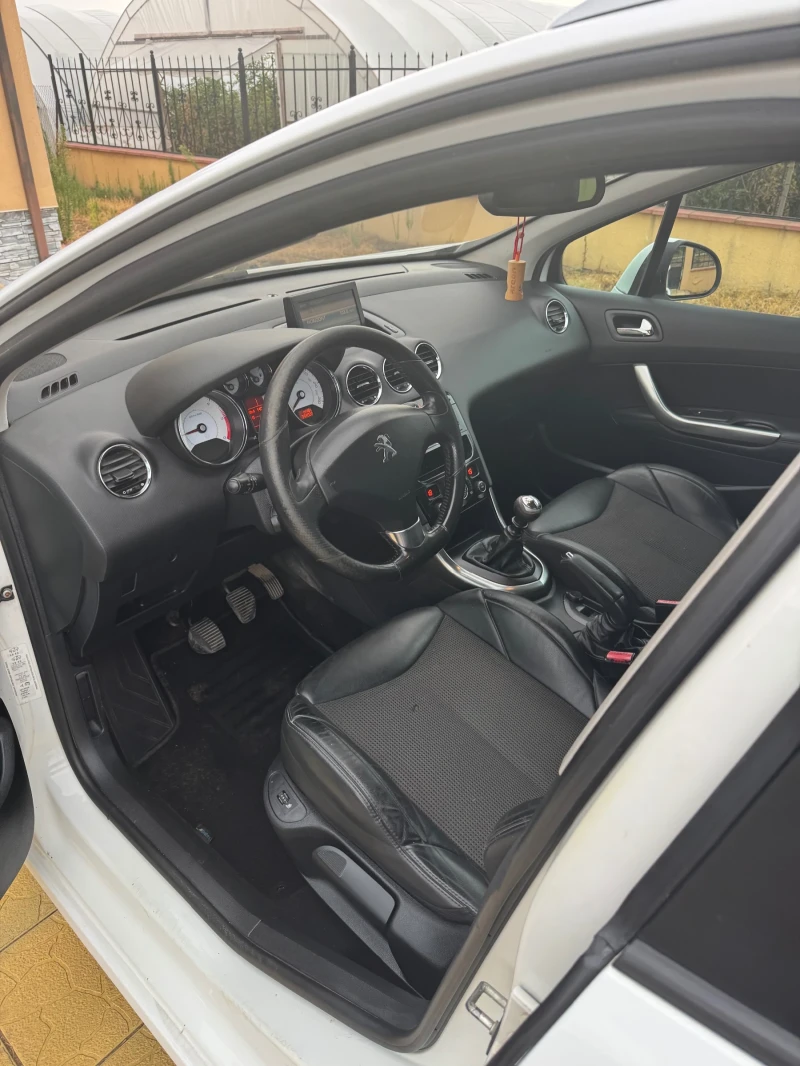 Peugeot 308 Sw Allure, снимка 8 - Автомобили и джипове - 52405331