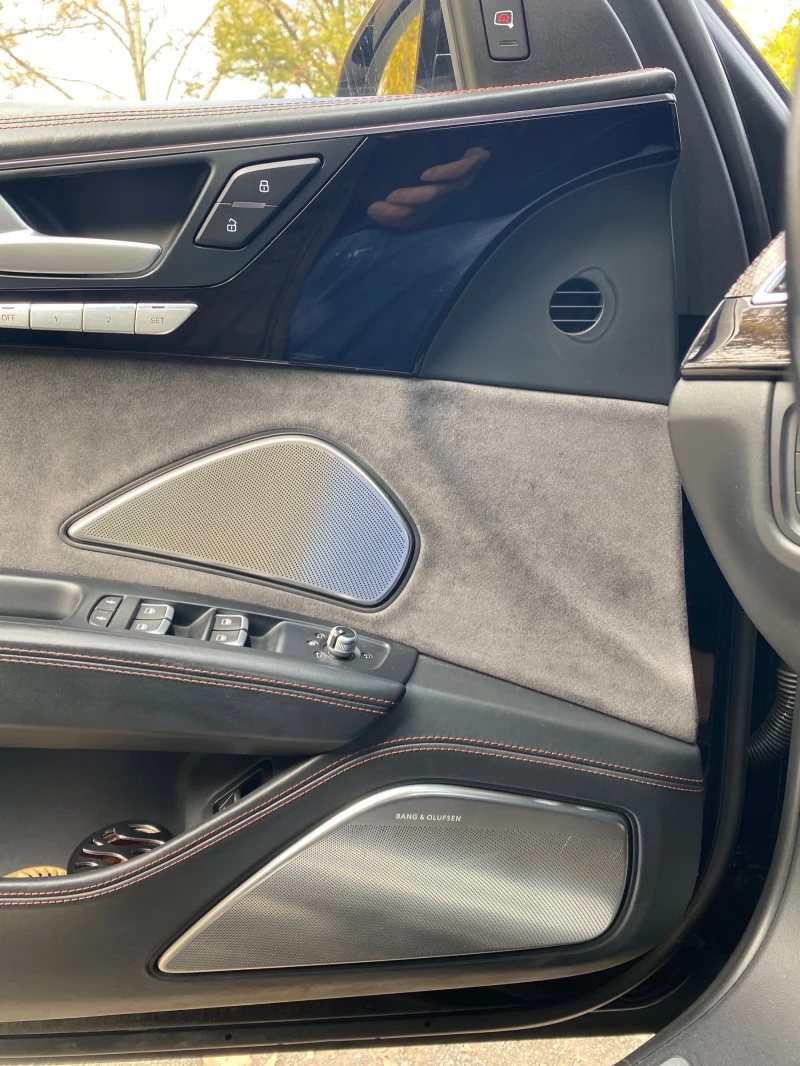 Audi S8 S8+ 605к.с Ceramic B&O , снимка 9 - Автомобили и джипове - 52277849