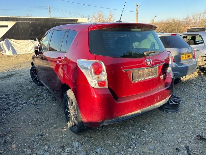 Toyota Verso 1.6 d4d 112 кс на части! , снимка 2 - Автомобили и джипове - 52701765