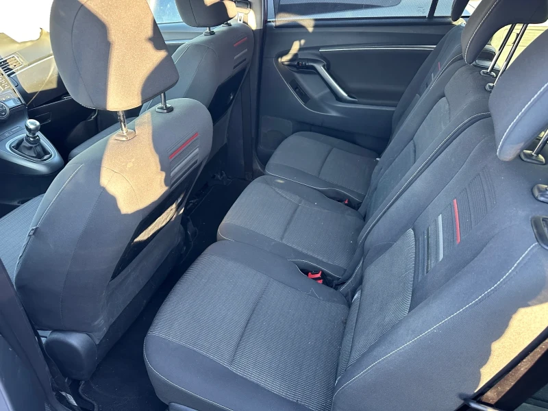 Toyota Verso 1.6 d4d 112 кс на части! , снимка 7 - Автомобили и джипове - 52701765