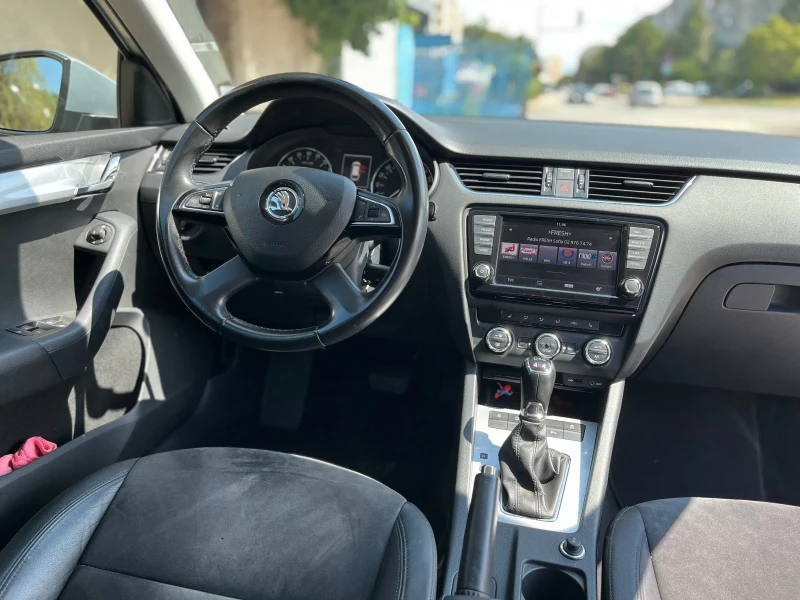 Skoda Octavia 2.0D 4x4 184кс / Швейцария, снимка 3 - Автомобили и джипове - 52518460