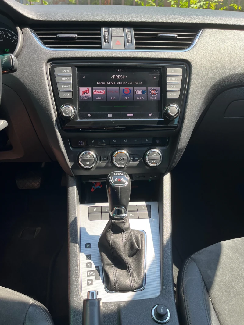 Skoda Octavia 2.0D 4x4 184кс / Швейцария, снимка 5 - Автомобили и джипове - 52518460