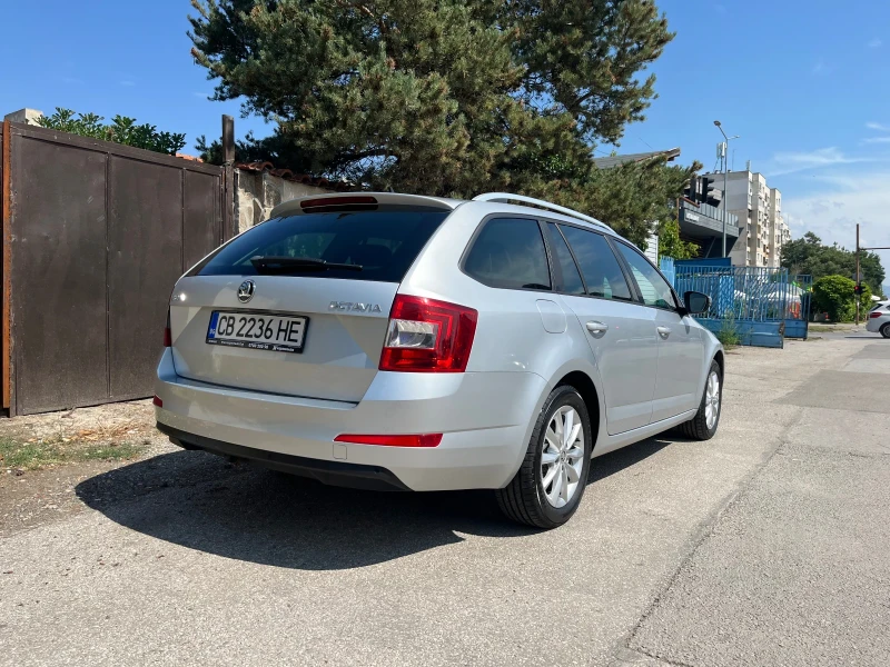 Skoda Octavia 2.0D 4x4 184кс / Швейцария, снимка 12 - Автомобили и джипове - 52518460