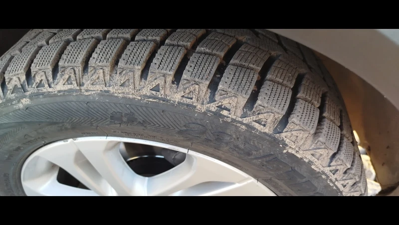 Volvo Xc70, снимка 5 - Автомобили и джипове - 52854897