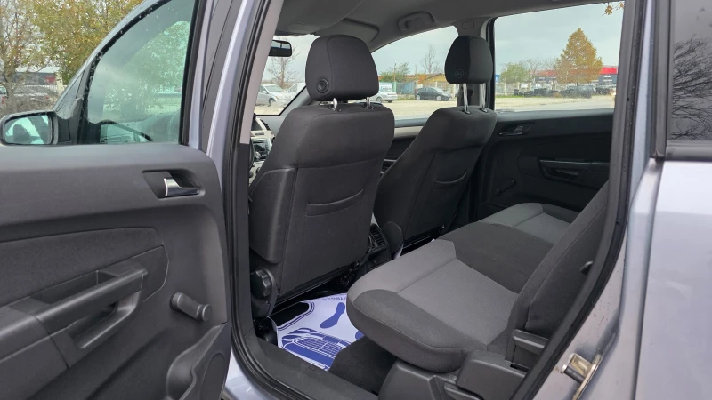Opel Zafira 2.2i/150hp/FACCE LIFT, снимка 8 - Автомобили и джипове - 53181437
