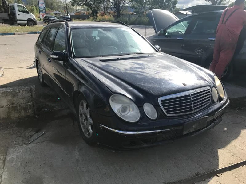 Mercedes-Benz E 320 3.2CDI 642921 4MATIC, снимка 2 - Автомобили и джипове - 19272690