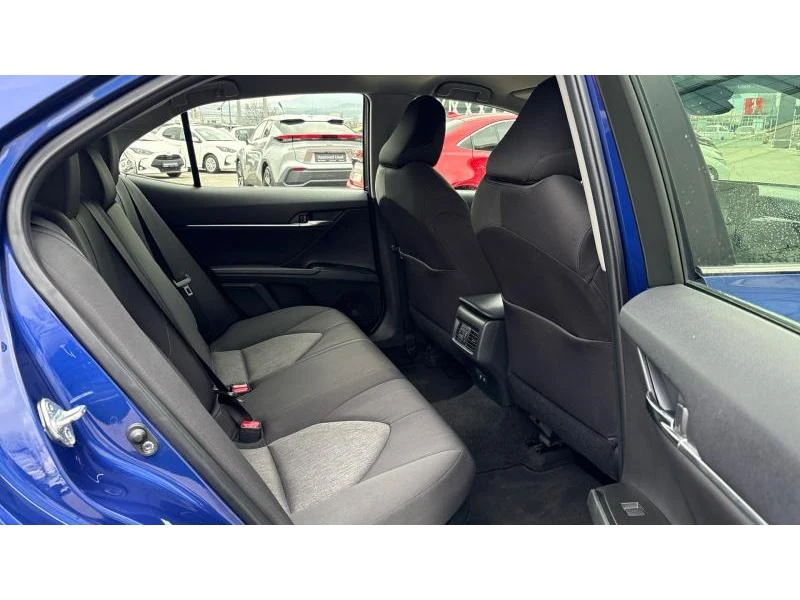 Toyota Camry 2.5HSD BUSINESS, снимка 7 - Автомобили и джипове - 54773543