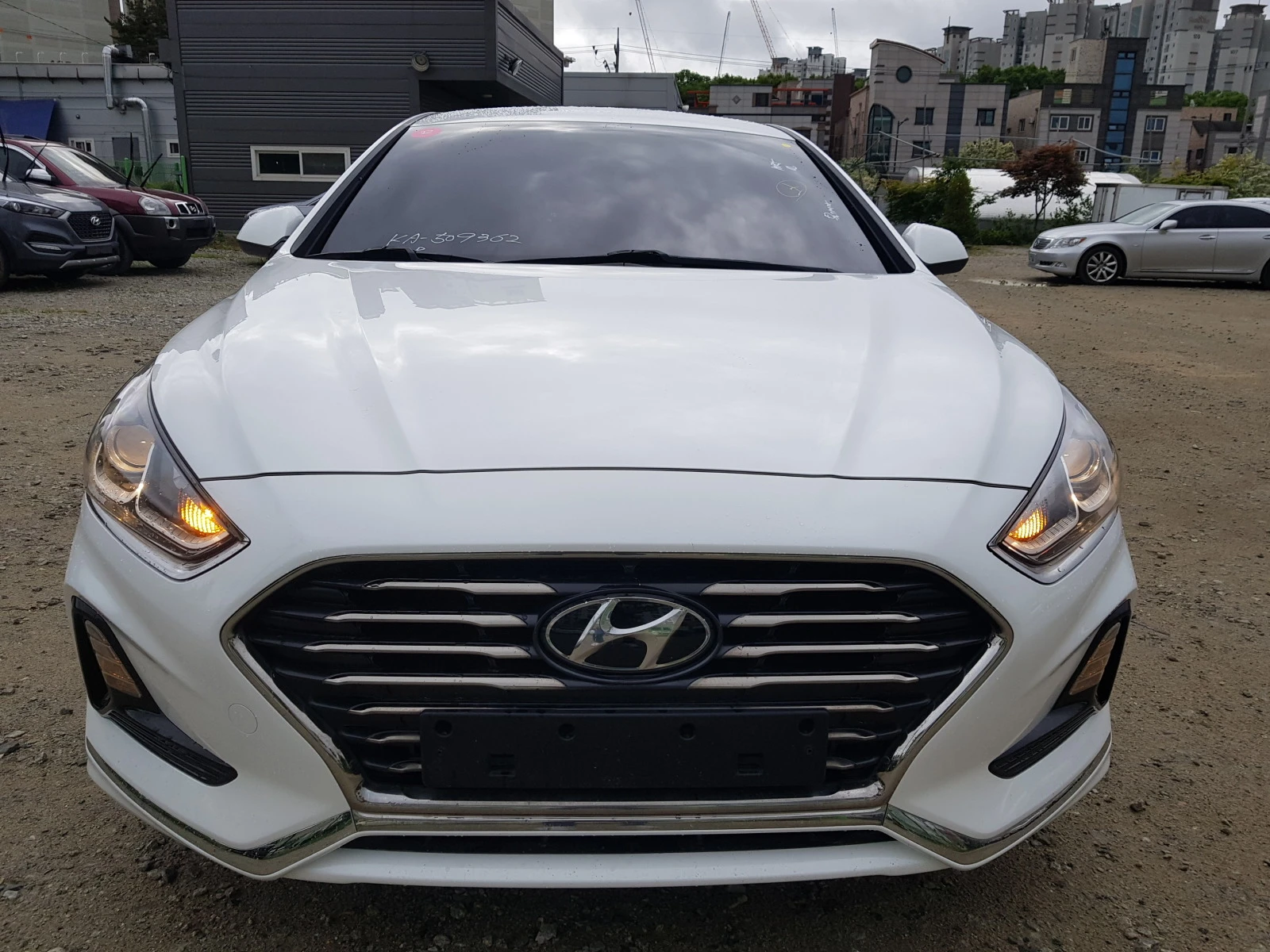 Hyundai Sonata LPG, 1г. гаранция, сервизна история и километри  - изображение 2