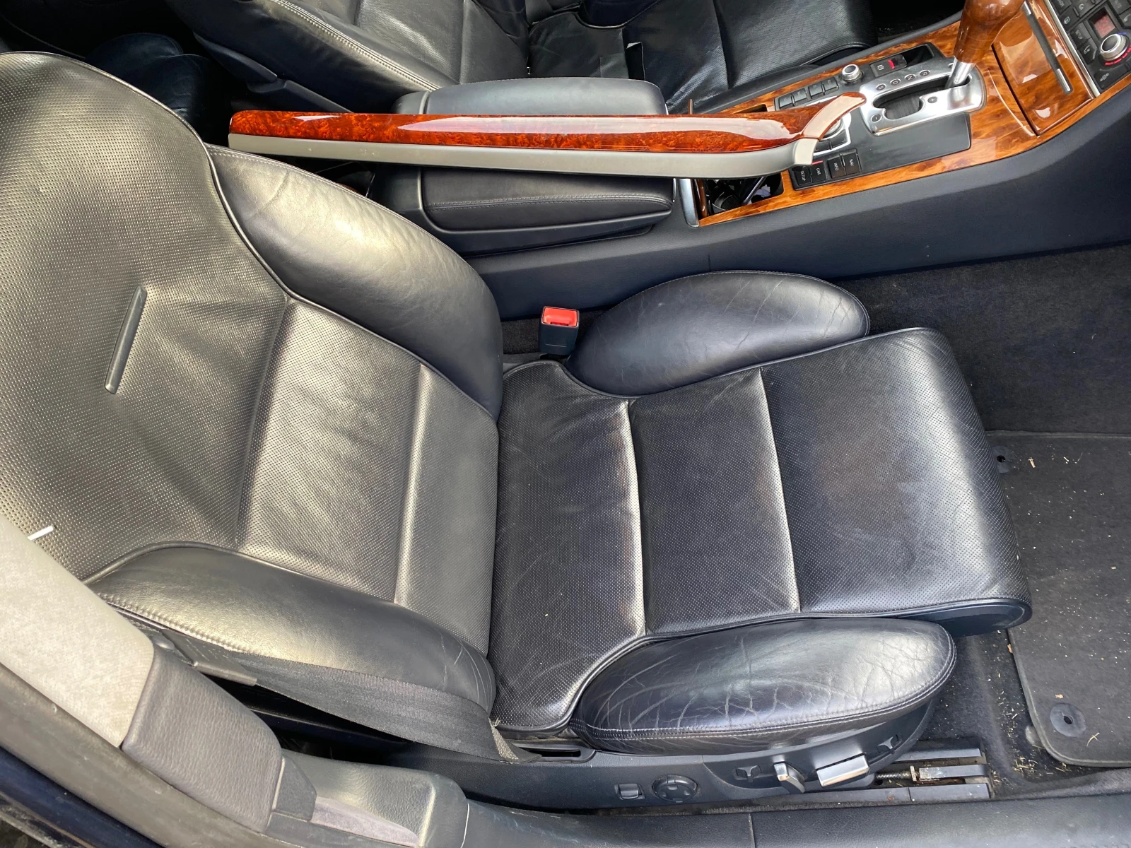 Audi A8 4.2I-335КОНЯ-ЛОНГ= САМО НА ЧАСТИ, снимка 16 - Автомобили и джипове - 53815103