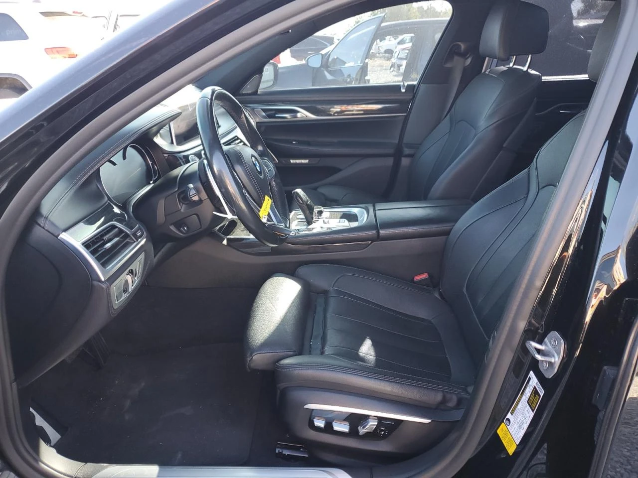 BMW 740 Li* M-PACK* HARMAN* * HEAD UP* ПАНО* KEYLESS - изображение 7
