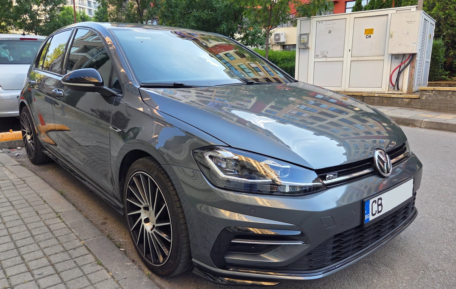 VW Golf R-line 1.4 TSI DSG - изображение 3