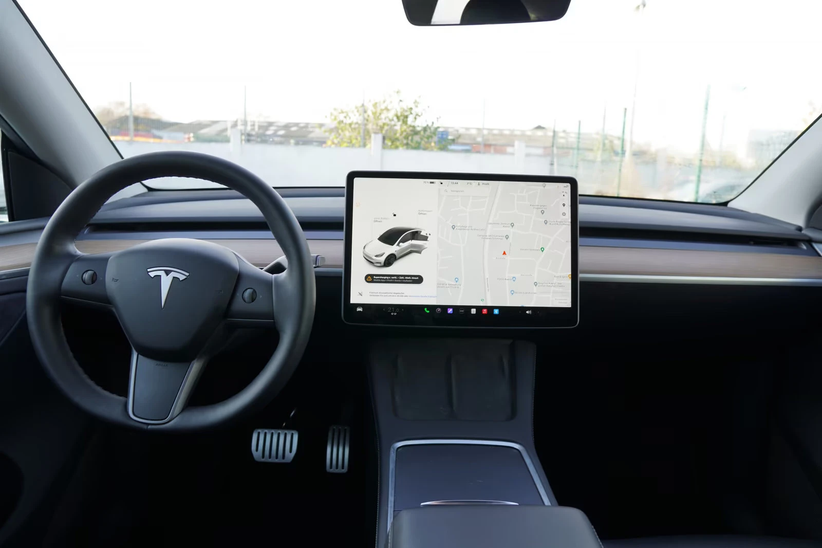 Tesla Model Y LONG-RANGE/AWD/514HP/CARPLAY/PANO/MATRIX/367f - изображение 9