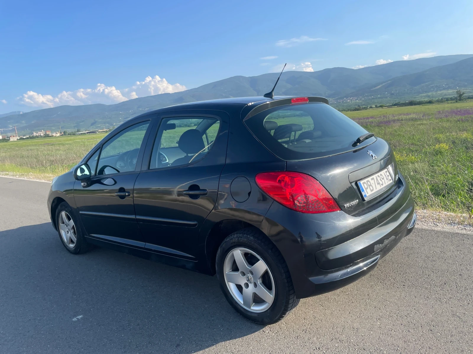 Peugeot 207  - изображение 2