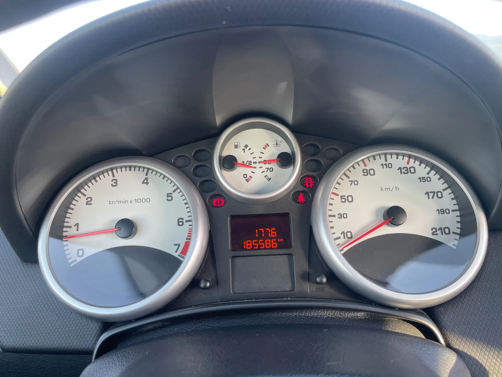 Peugeot 207  - изображение 8