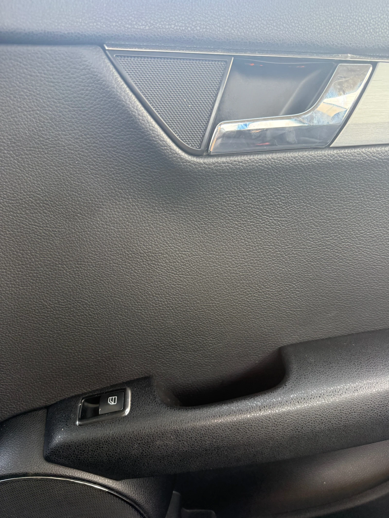 Mercedes-Benz C 220 AVERAGED * NAVI * XENON | Mobile.bg   8