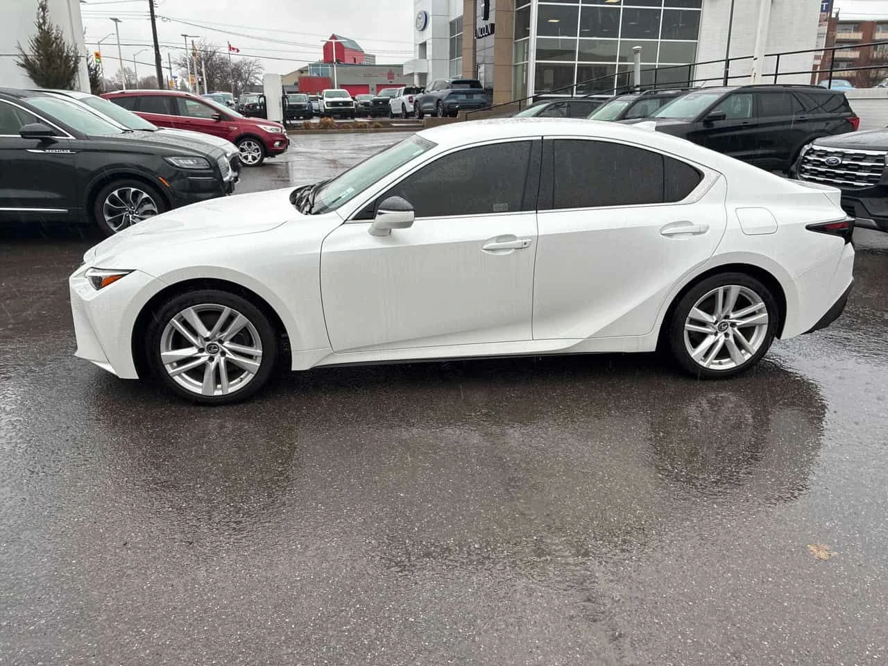 Lexus IS 300 * CARFAX * БЕЗ ПЪРВОНАЧАЛНА ВНОСКА, снимка 15 - Автомобили и джипове - 54225944