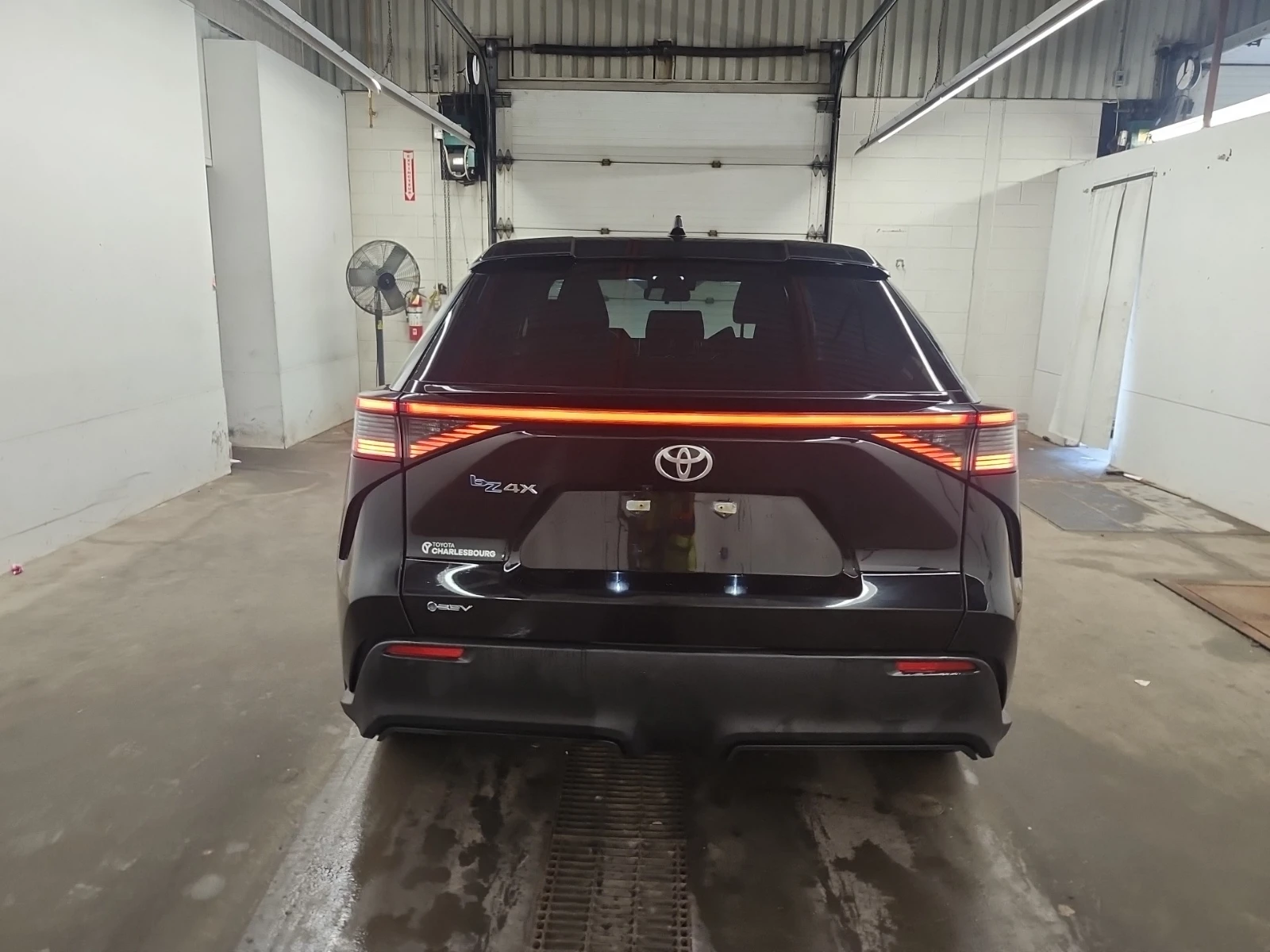 Toyota bZ4X LE FWD  | Mobile.bg � ����������� 5