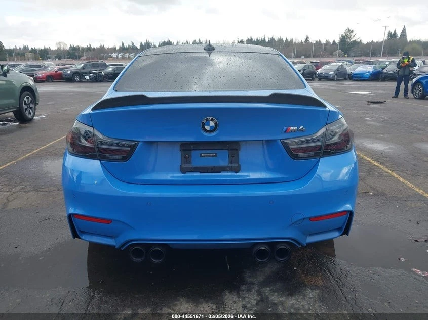 BMW M4 Blind Spot Alert* Driver Assistance Plus* Executiv, снимка 16 - Автомобили и джипове - 54945031