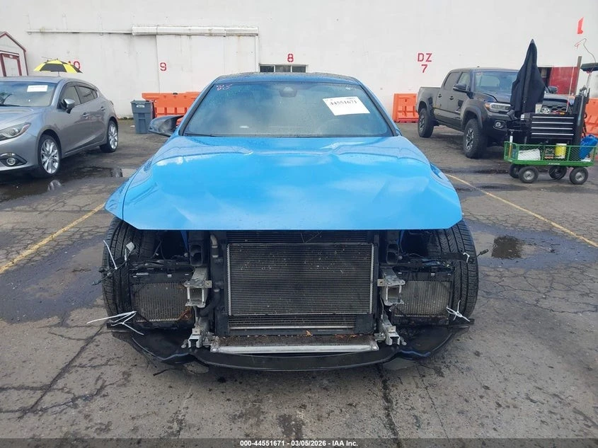 BMW M4 Blind Spot Alert* Driver Assistance Plus* Executiv, снимка 12 - Автомобили и джипове - 54945031