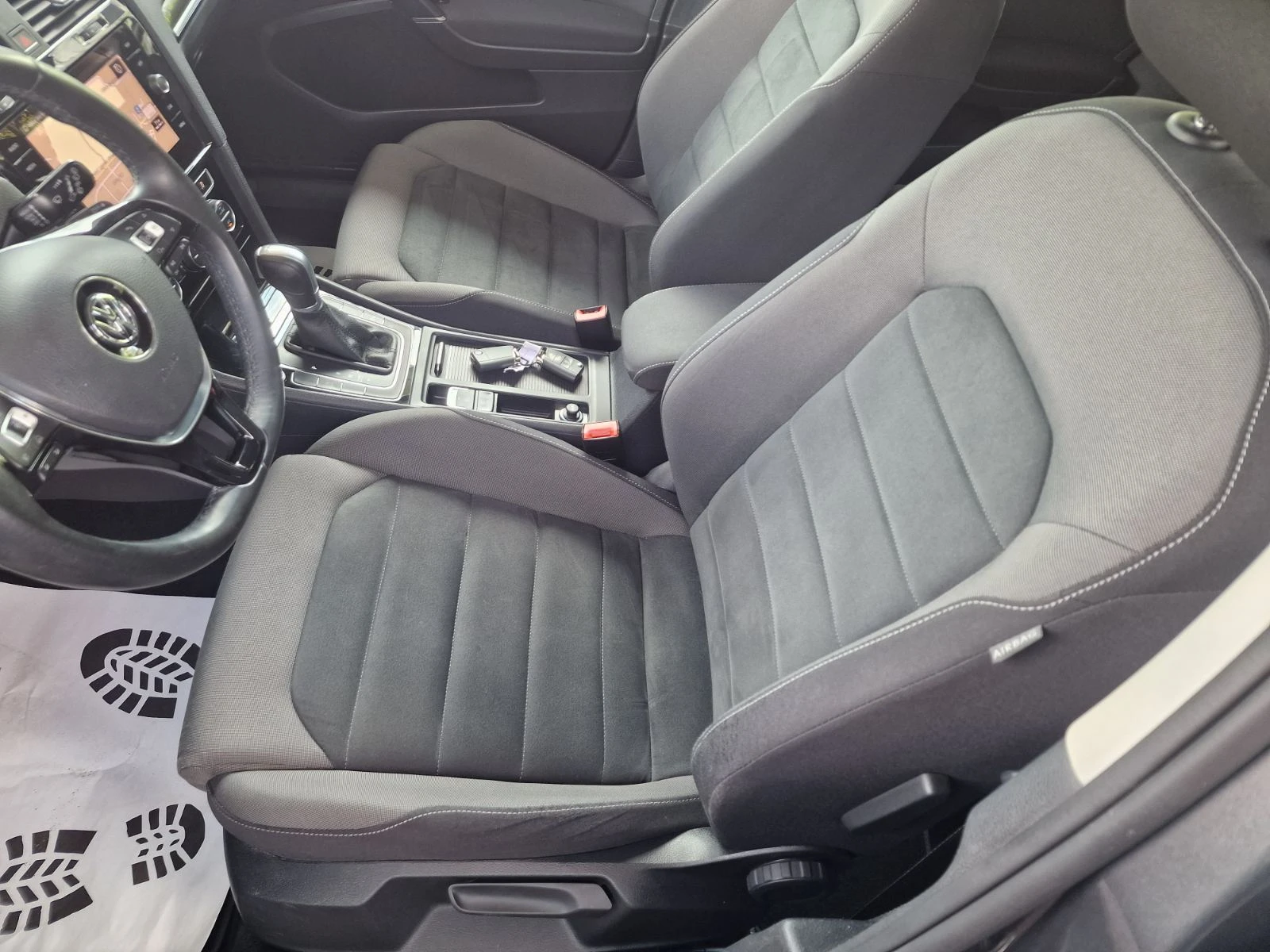 VW Golf 1.4TGI-AUTOMATIC-HIGT LINE, снимка 6 - Автомобили и джипове - 55069437