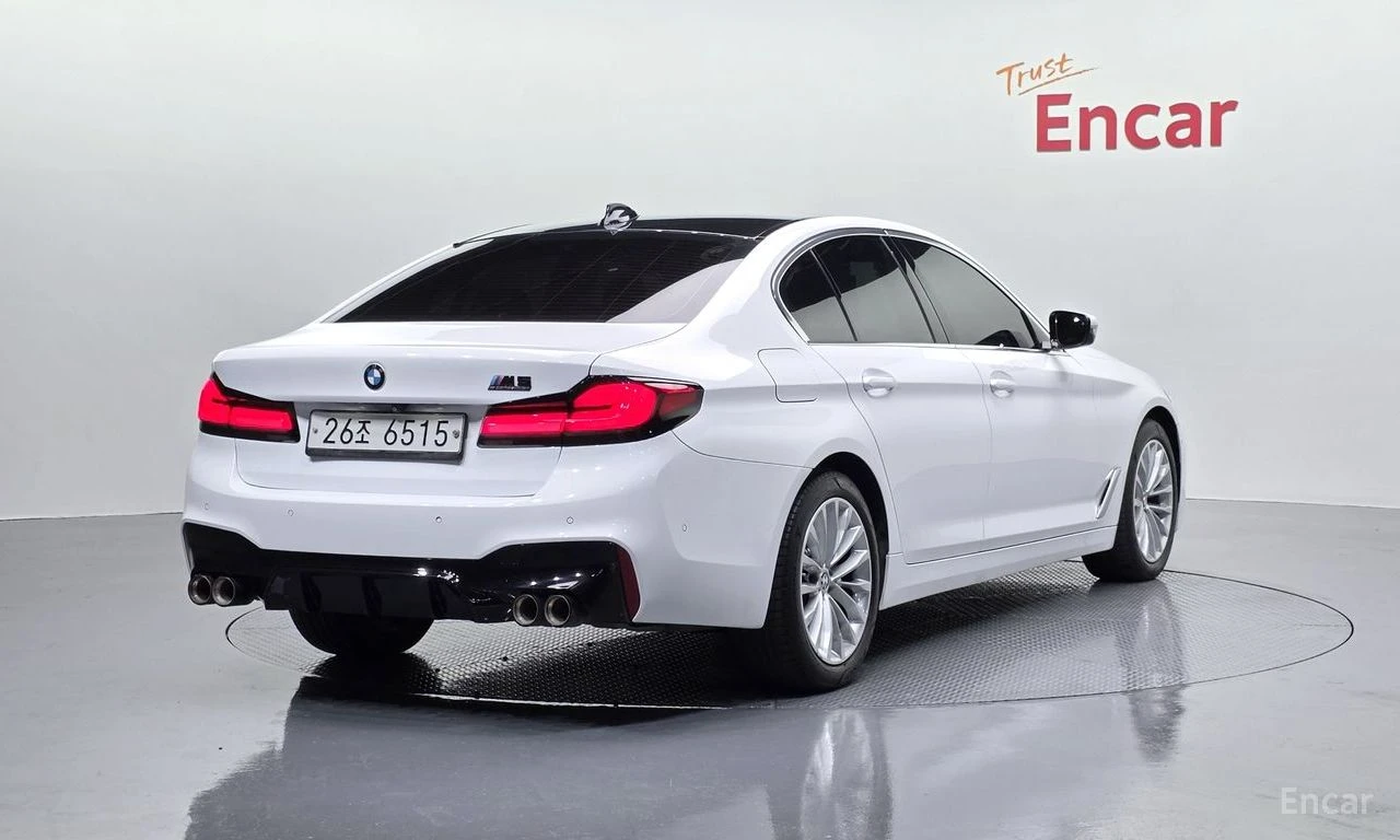 BMW 520 ОБДУХВАНЕ * HEAD-UP * ОПЦИЯ ЗА ФИНАНСИРАНЕ, снимка 3 - Автомобили и джипове - 55234157