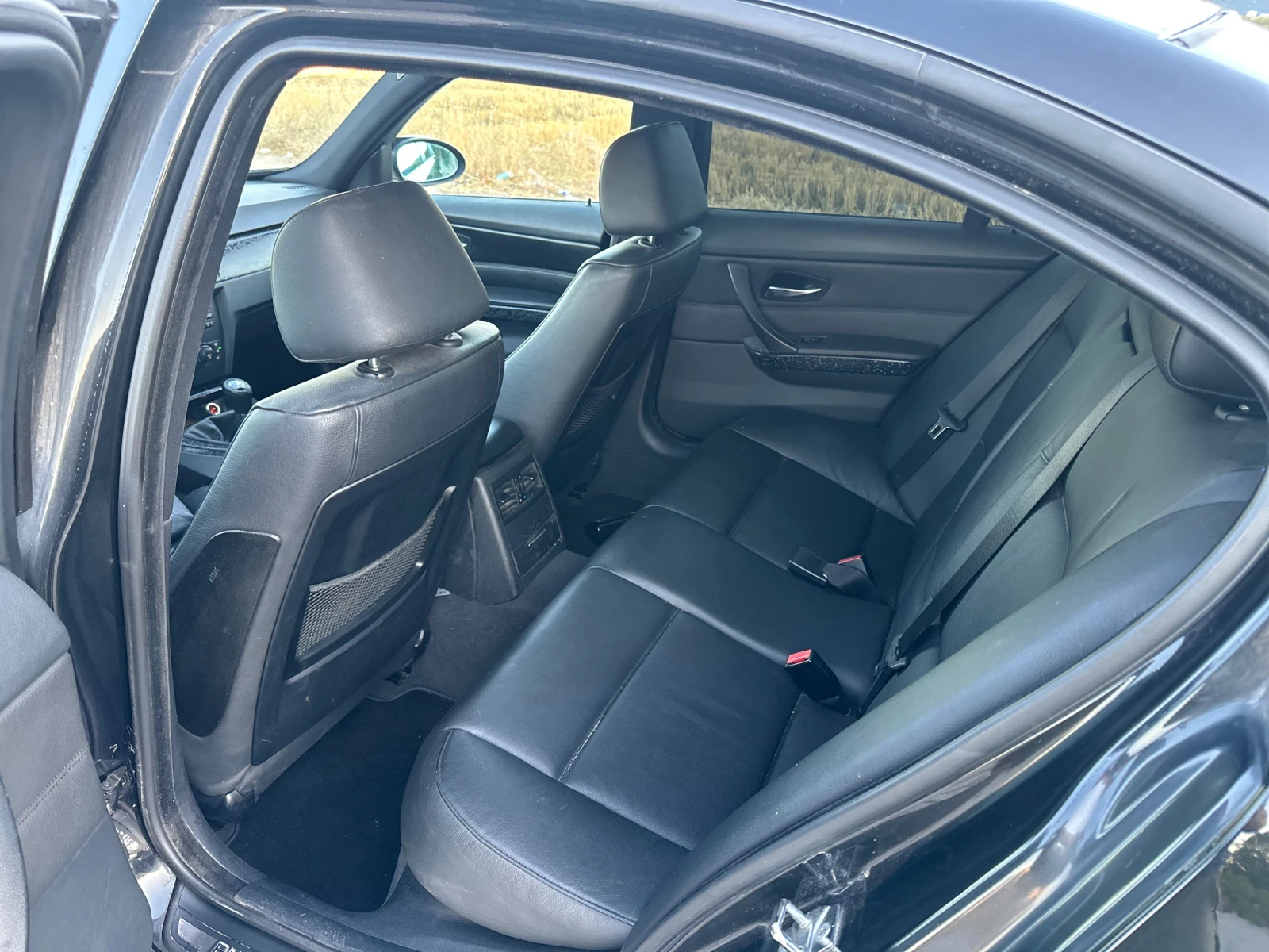 BMW 320 163к.с M-pack, снимка 9 - Автомобили и джипове - 55717136
