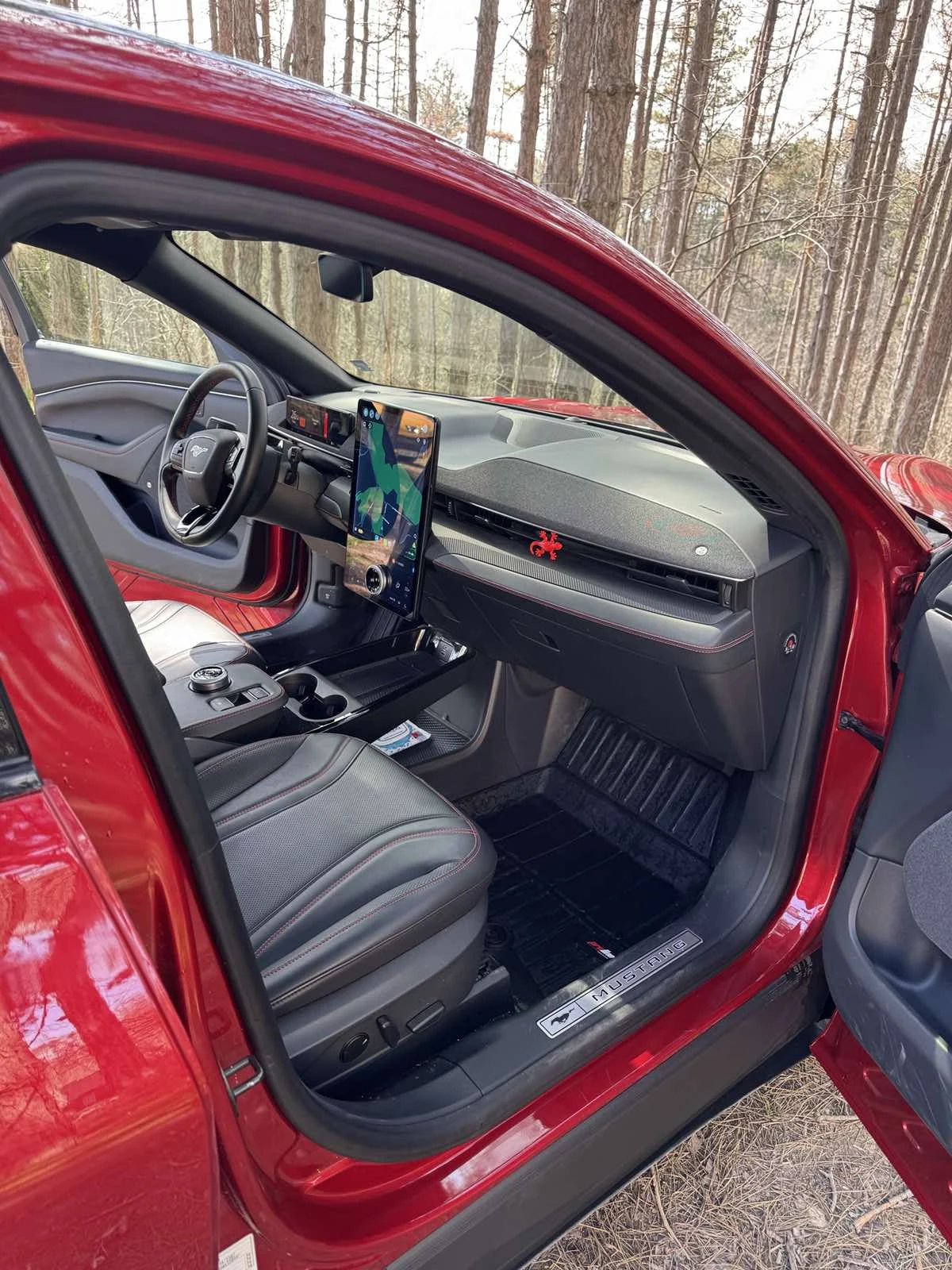 Ford Mustang Mach-E 4x4 Extended battery 99kWh, снимка 11 - Автомобили и джипове - 55965703