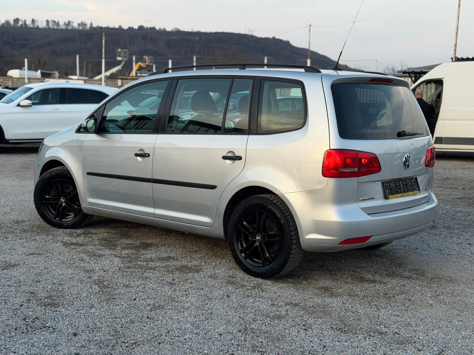 VW Touran 2.0TDI 140�� ����  | Mobile.bg � ����������� 8