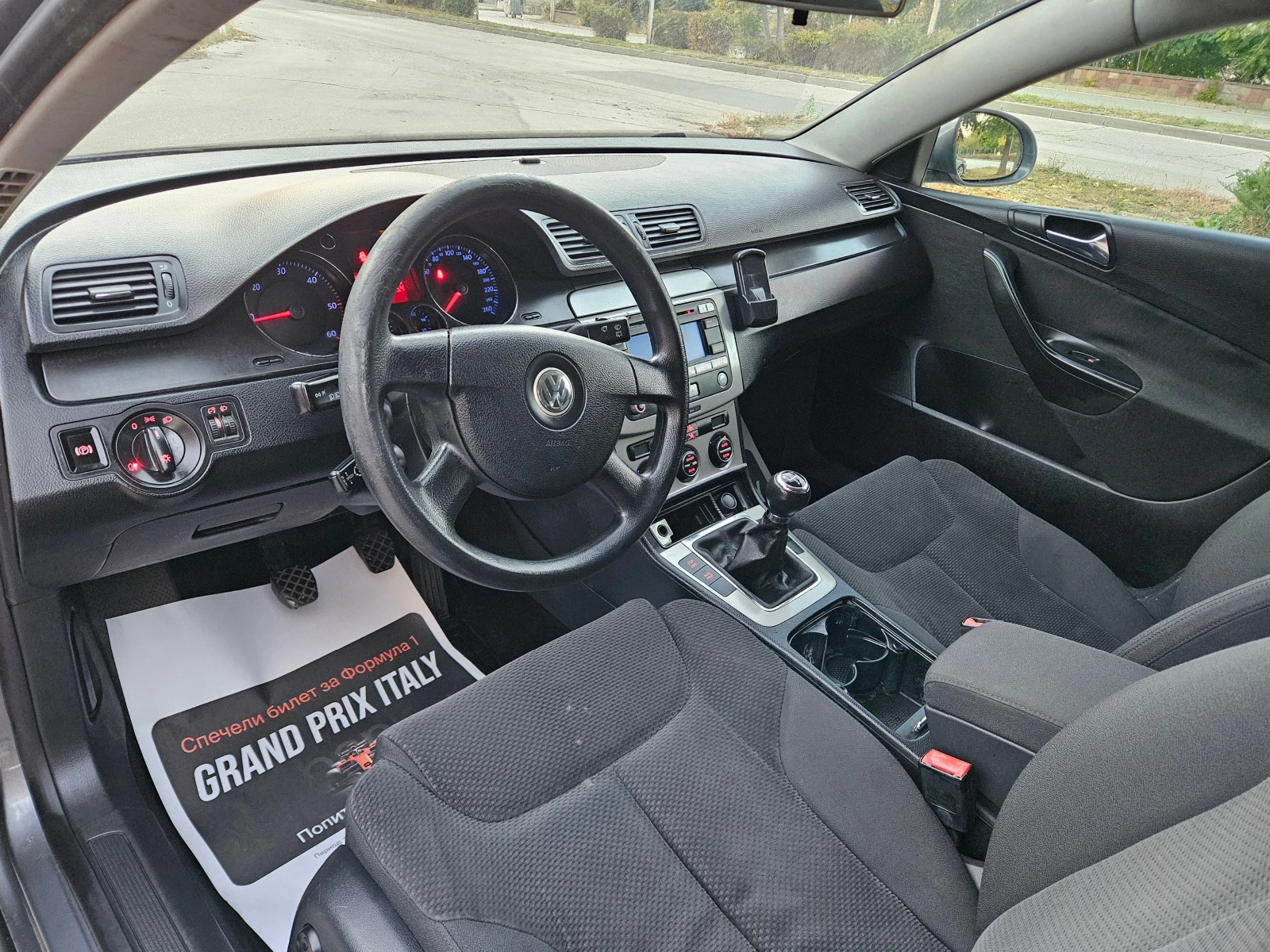 VW Passat 2.0, 140�.�., 8 �������, NAVI! | Mobile.bg � ����������� 9