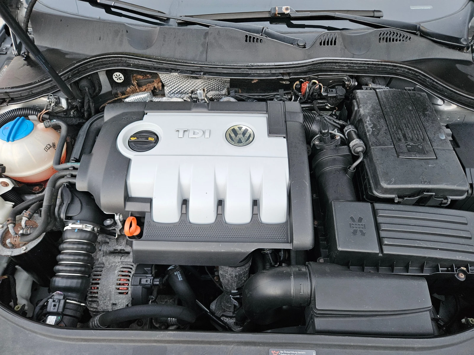 VW Passat 2.0, 140�.�., 8 �������, NAVI! | Mobile.bg � ����������� 12