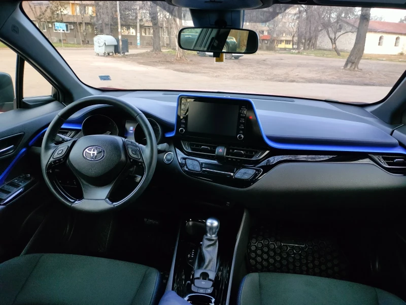 Toyota C-HR 2.0i XLE SPECIAL EDITION , снимка 9 - Автомобили и джипове - 48923067