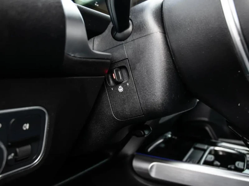 Mercedes-Benz GLB AMG packet* 4Matic* Distronic* Carplay* , снимка 11 - Автомобили и джипове - 52317815