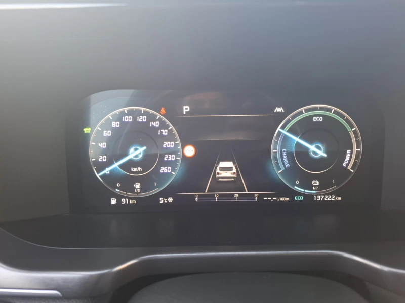 Kia Sorento 1.6 HEV Limited, снимка 10 - Автомобили и джипове - 53173325