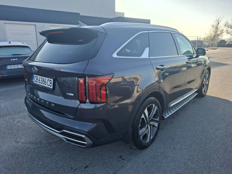 Kia Sorento 1.6 HEV Limited, снимка 4 - Автомобили и джипове - 53173325