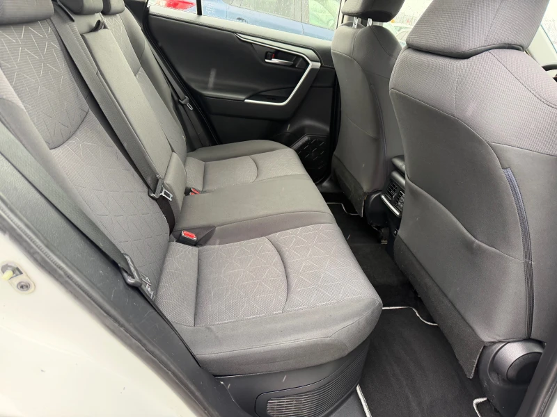 Toyota Rav4 2.5 HYBRID, снимка 13 - Автомобили и джипове - 53267091