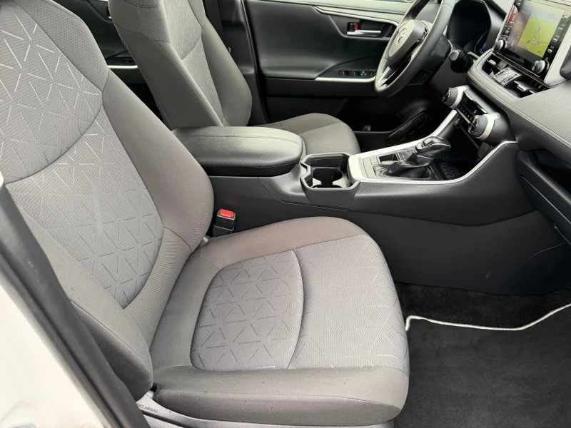 Toyota Rav4 2.5 HYBRID, снимка 11 - Автомобили и джипове - 53267091