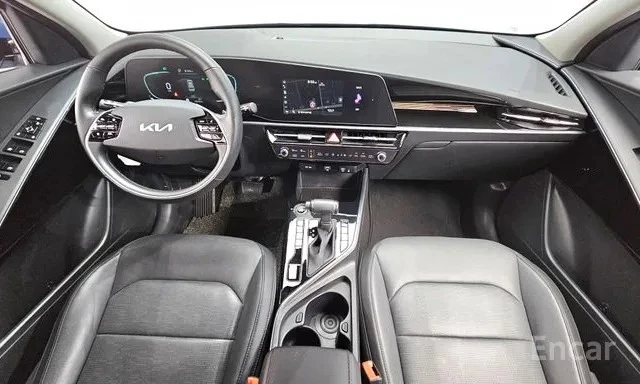 Kia Niro Hybrid Prestige | Adaptive Cruise | Камера, снимка 5 - Автомобили и джипове - 55501596