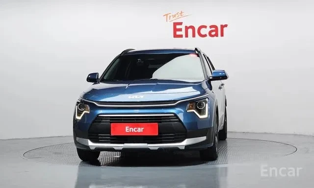Kia Niro Hybrid Prestige | Adaptive Cruise | Камера, снимка 3 - Автомобили и джипове - 55501596