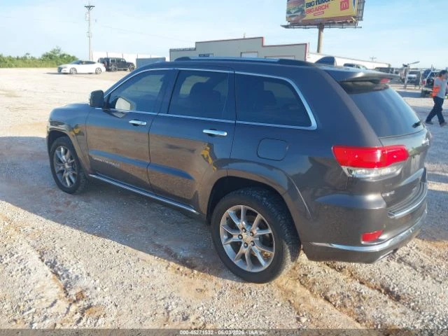 Jeep Grand cherokee SUMMMIT / ВЪЗДУХ / ОБДУХ / ПАНО / ДИСТРОНИК, снимка 3 - Автомобили и джипове - 56114303