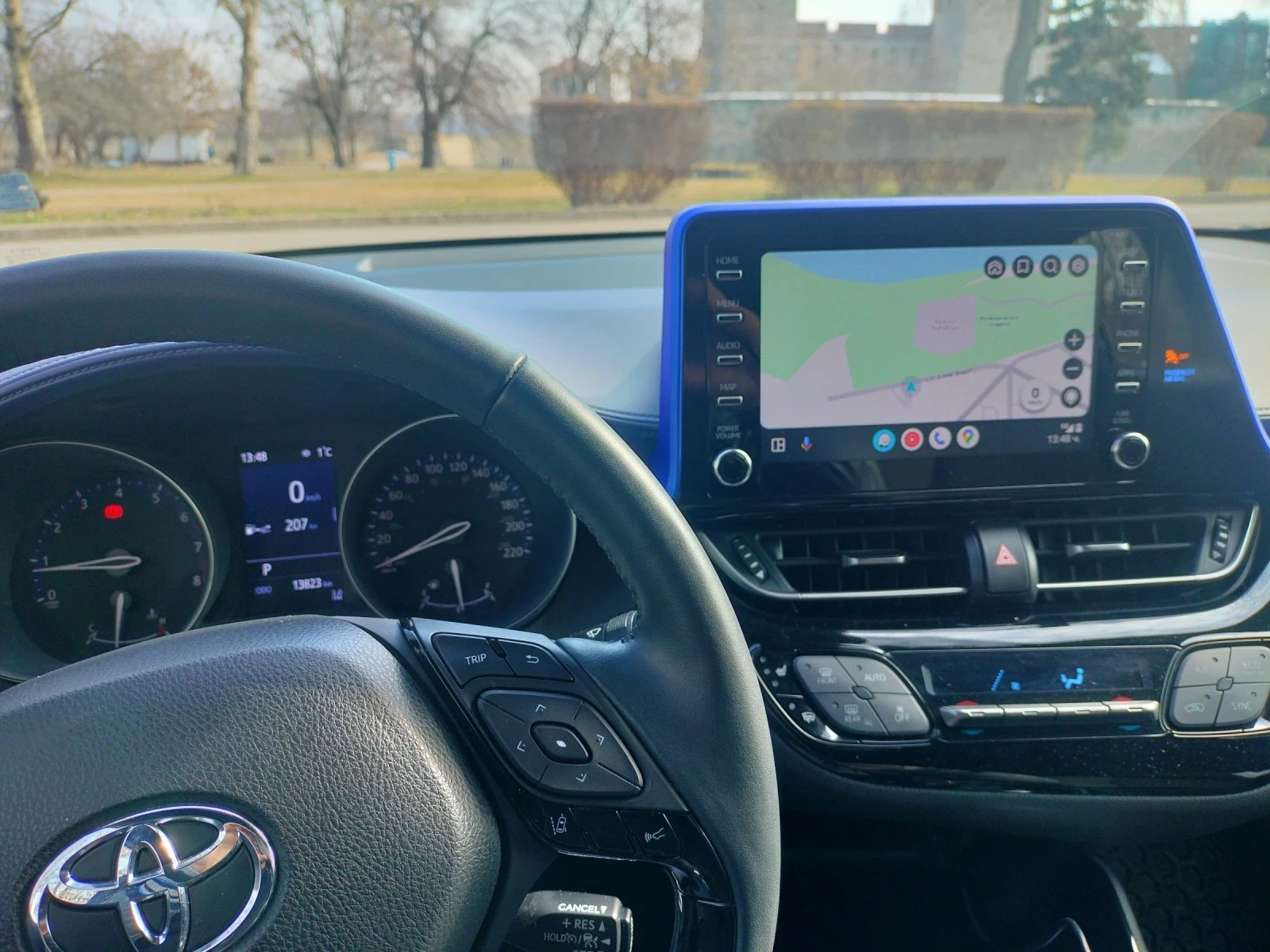 Toyota C-HR 2.0i XLE SPECIAL EDITION  | Mobile.bg � ����������� 12