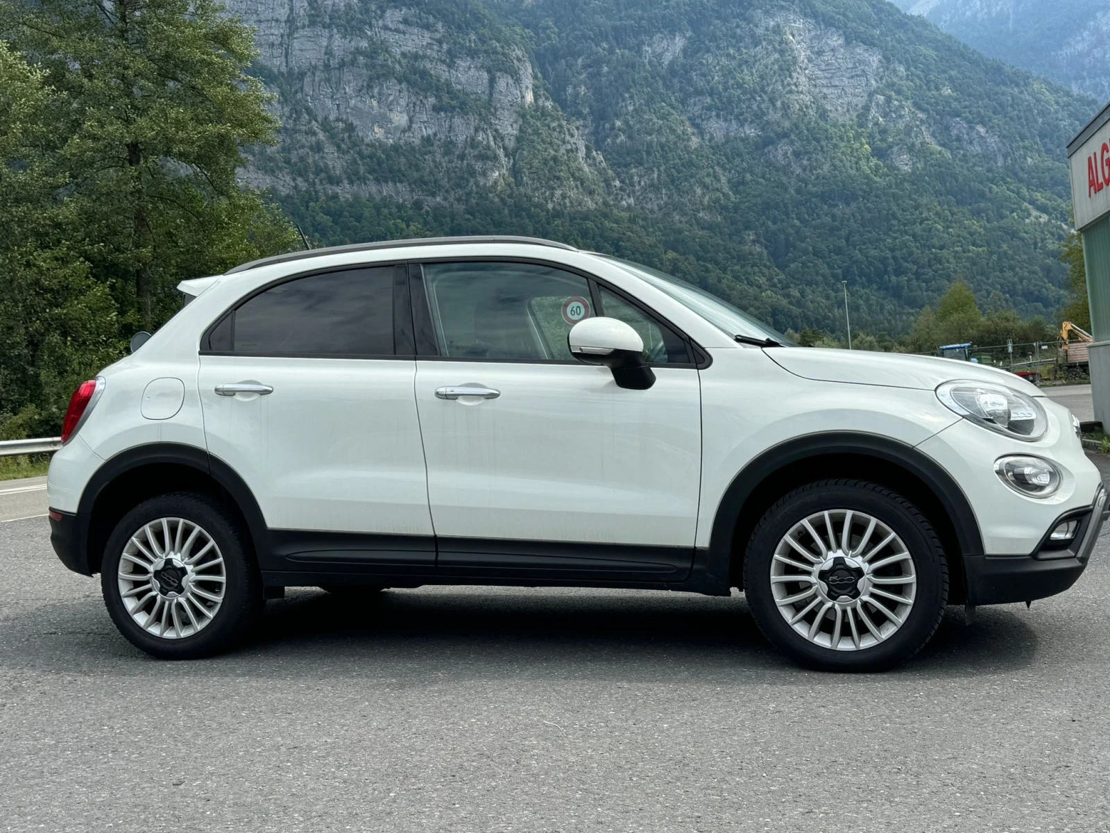 Fiat 500X 2.0 Automat 4x4 Камера Заден Ход 2018 - изображение 4