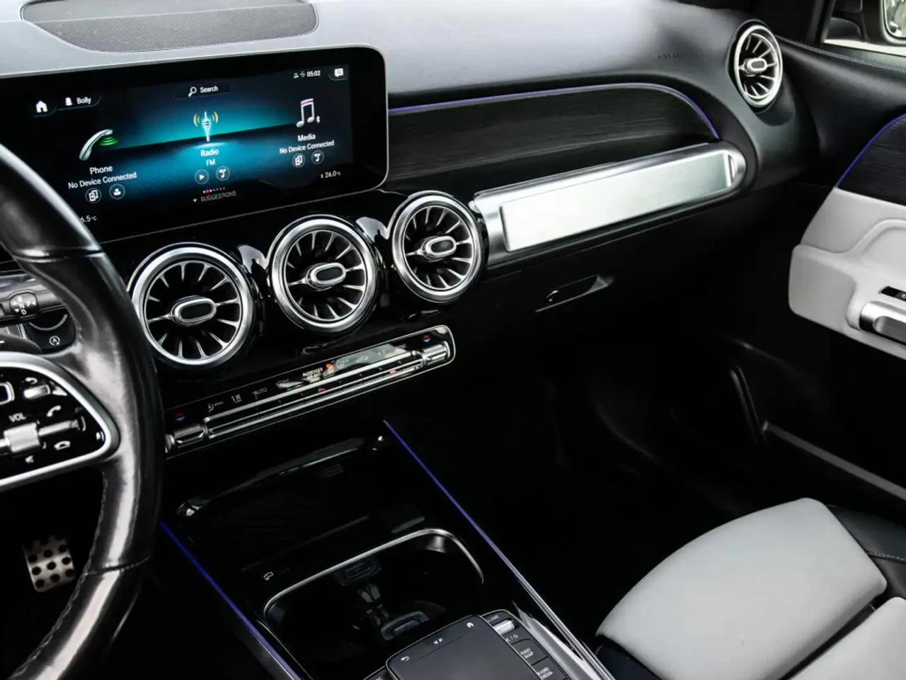 Mercedes-Benz GLB AMG packet* 4Matic* Distronic* Carplay*  | Mobile.bg   13