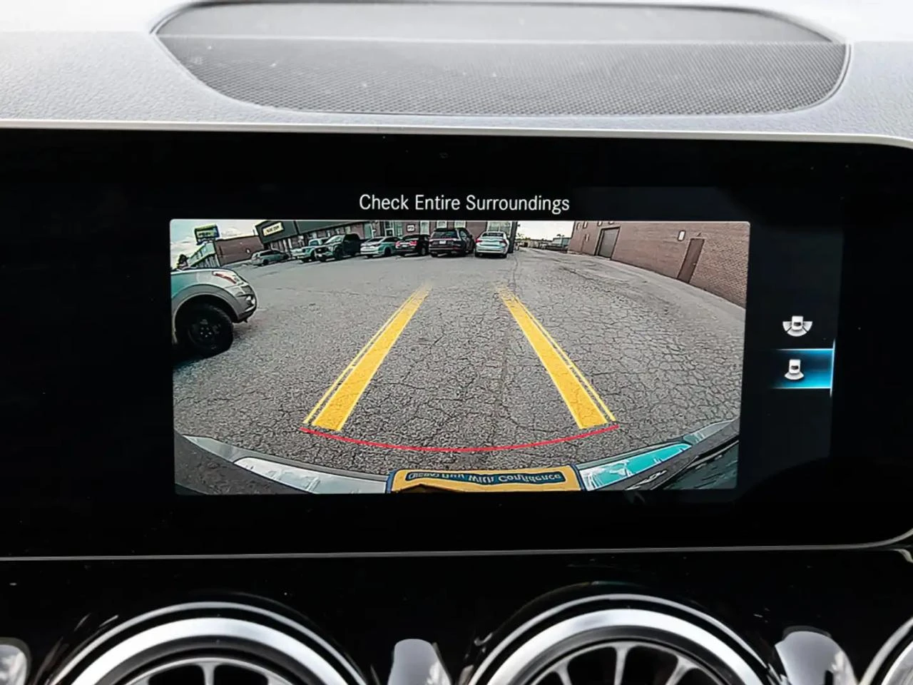 Mercedes-Benz GLB AMG packet* 4Matic* Distronic* Carplay*  | Mobile.bg   14