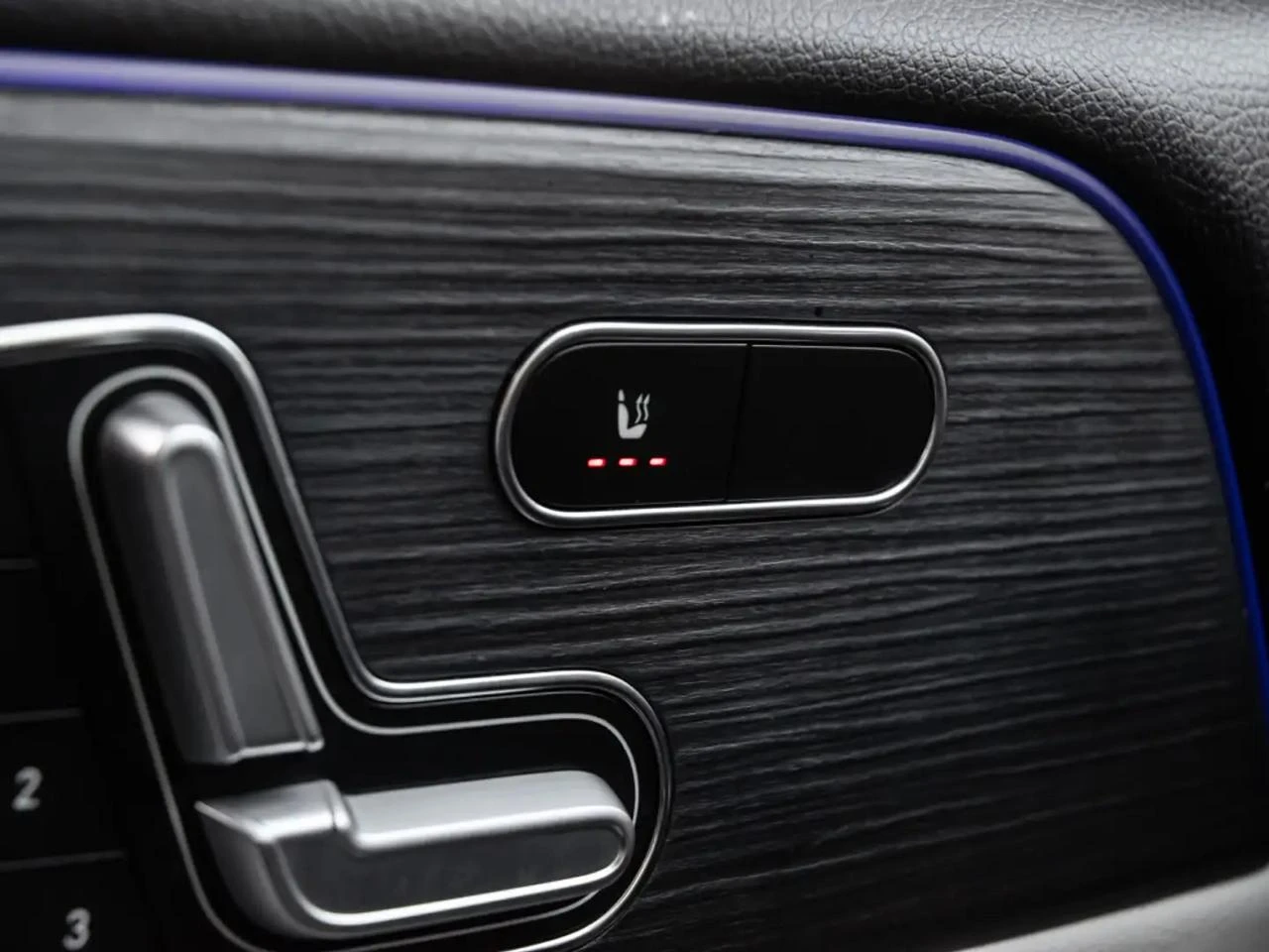 Mercedes-Benz GLB AMG packet* 4Matic* Distronic* Carplay*  | Mobile.bg   15