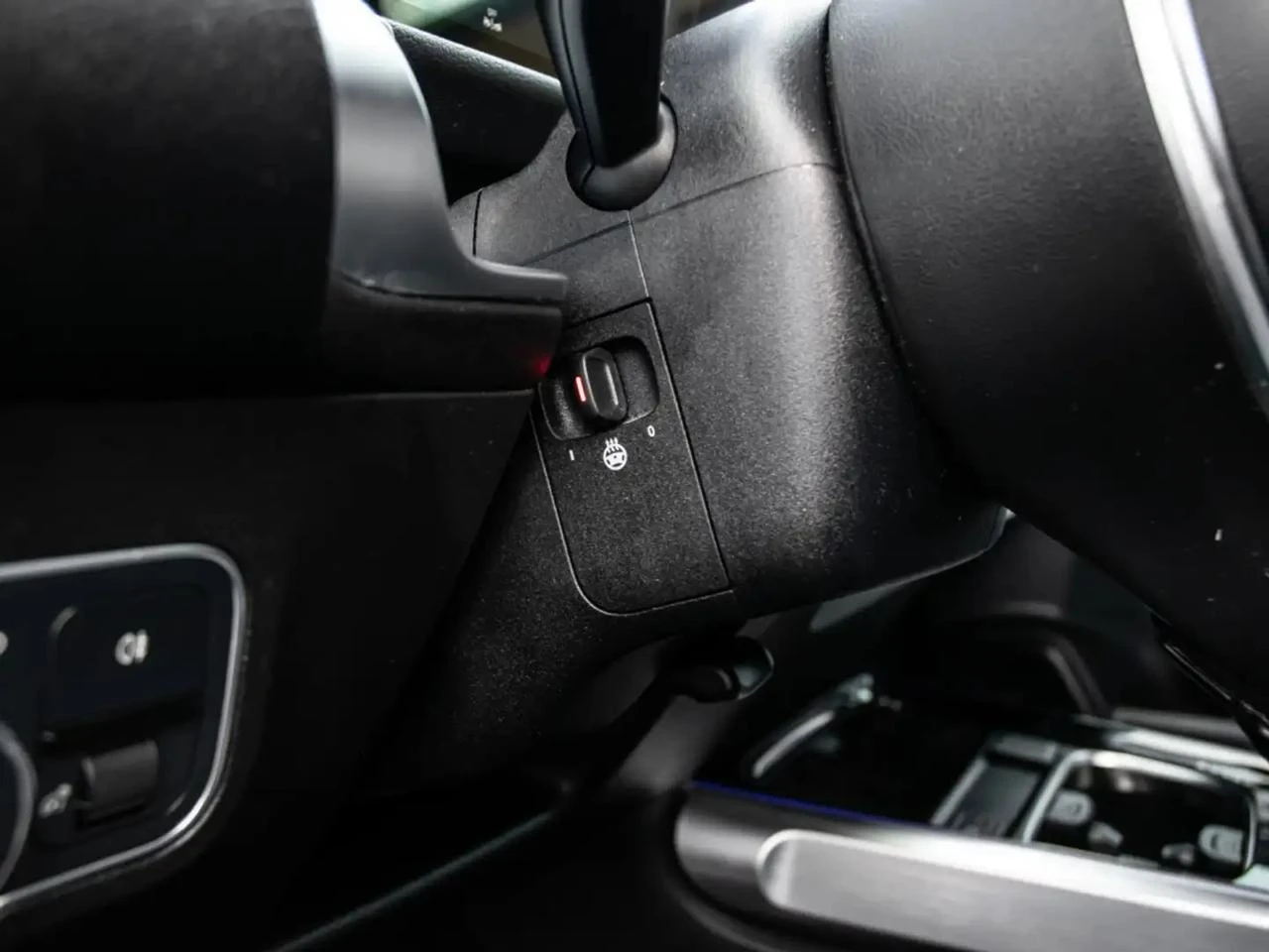 Mercedes-Benz GLB AMG packet* 4Matic* Distronic* Carplay*  | Mobile.bg   11