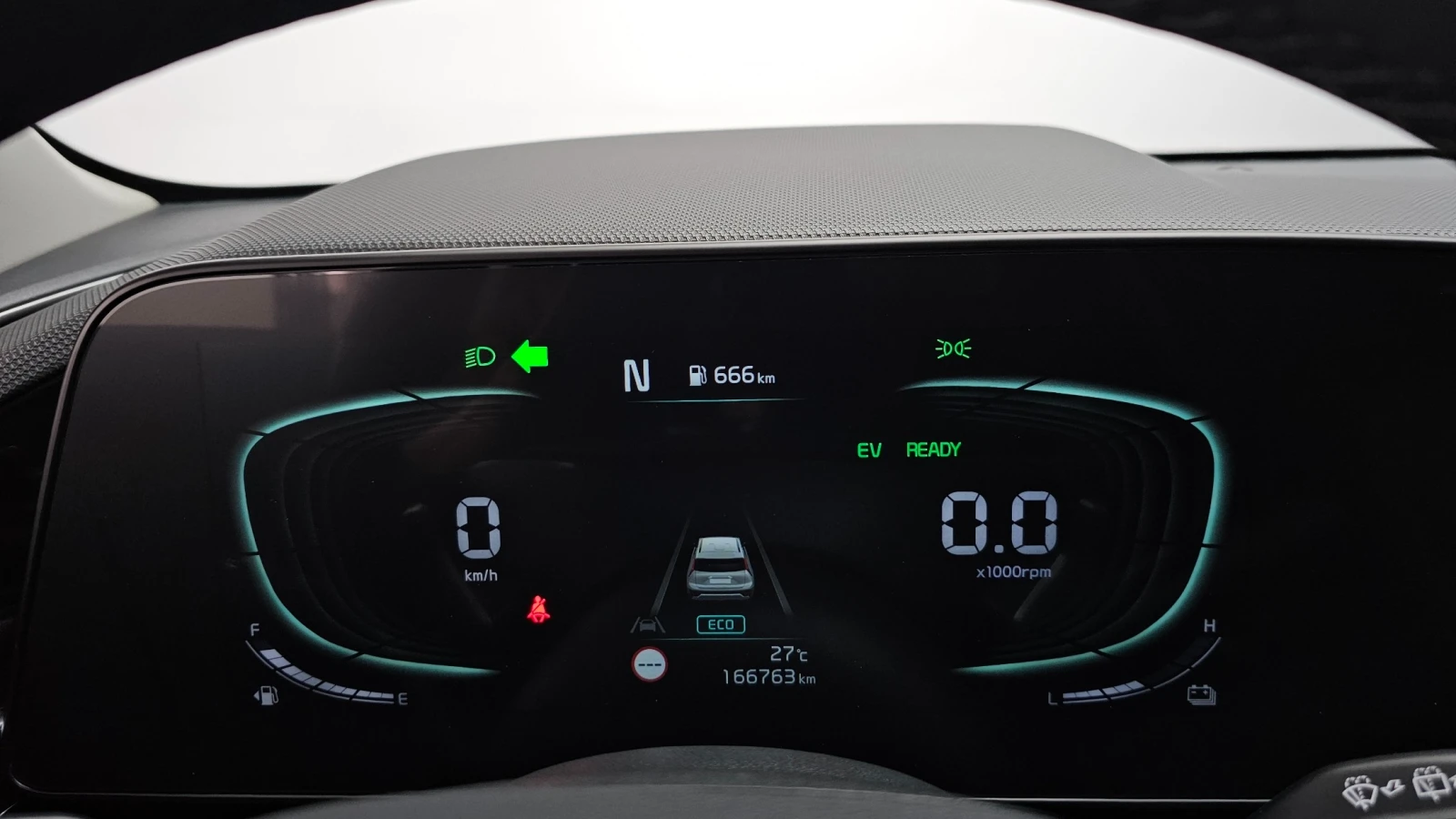 Kia Niro Hybrid Prestige | Adaptive Cruise | Камера, снимка 6 - Автомобили и джипове - 55501596