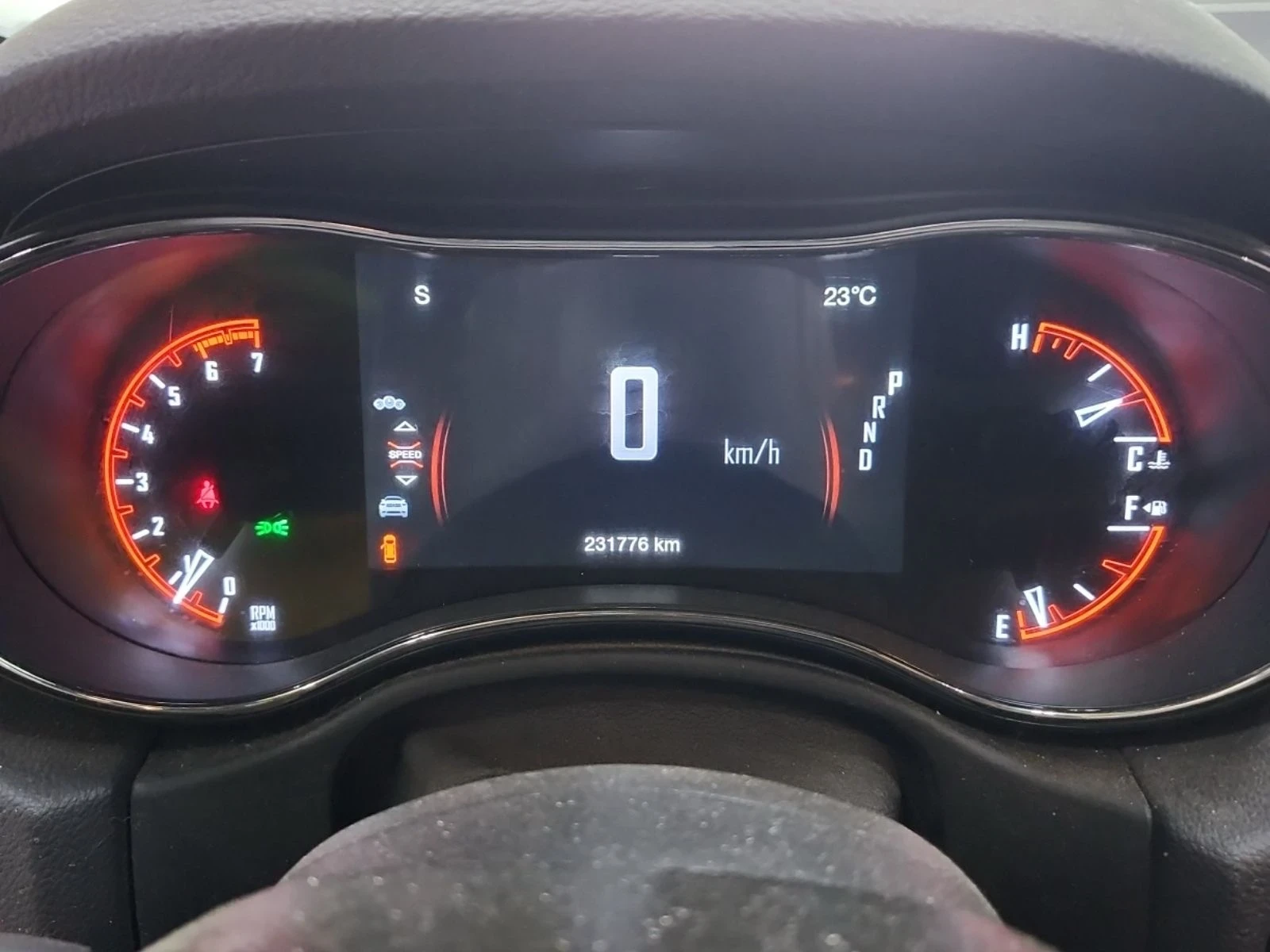 Dodge Durango R/T* 4x4* Back cam* Шибидах* Обдух* Подгрев* , снимка 7 - Автомобили и джипове - 55605669