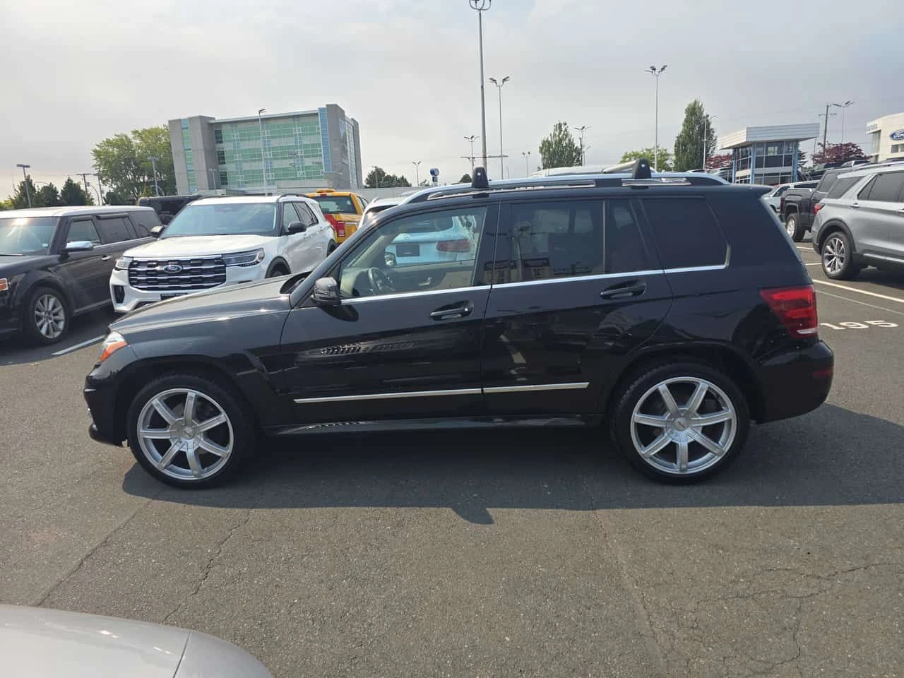 Mercedes-Benz GLK * 250 BlueTEC * ЛИЦЕНЗИРАН ДИЛЪР * CARFAX, снимка 2 - Автомобили и джипове - 55648280